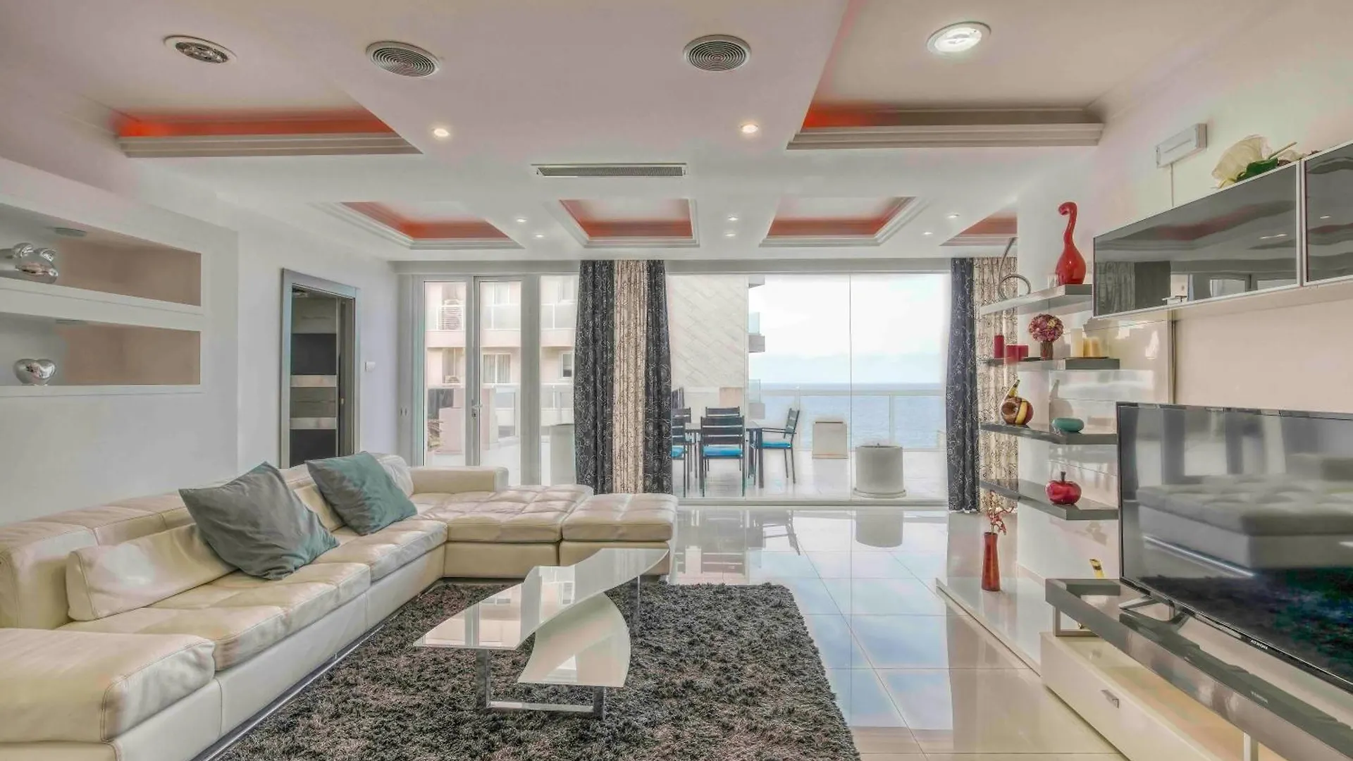Oceanfront 3Br Penthouse Luxury & Views In Sliema Apartment