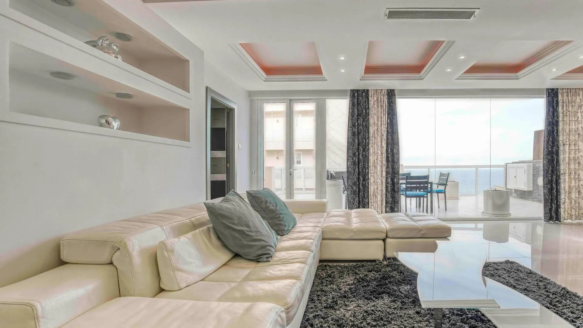 Oceanfront 3Br Penthouse Luxury & Views In Sliema Apartment Malta