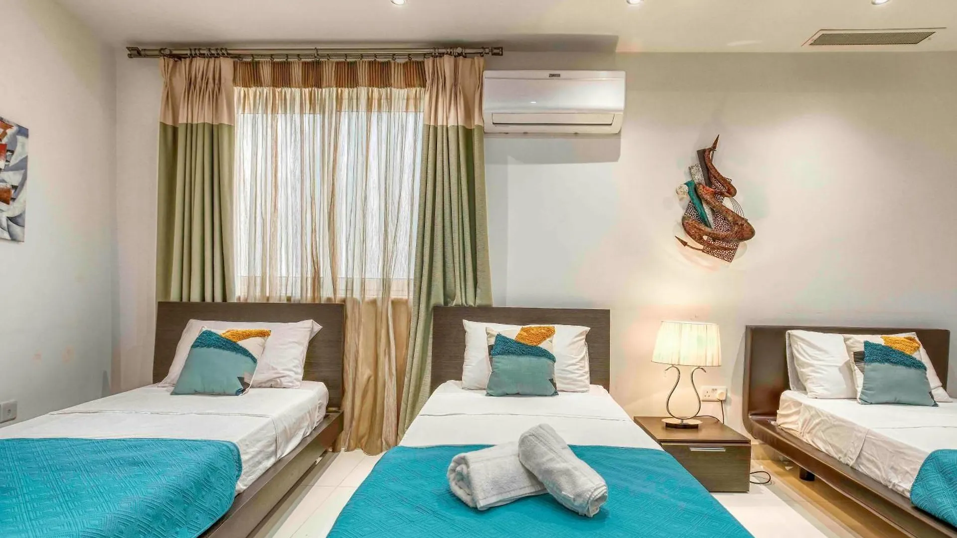 Oceanfront 3Br Penthouse Luxury & Views In Sliema Apartment Malta