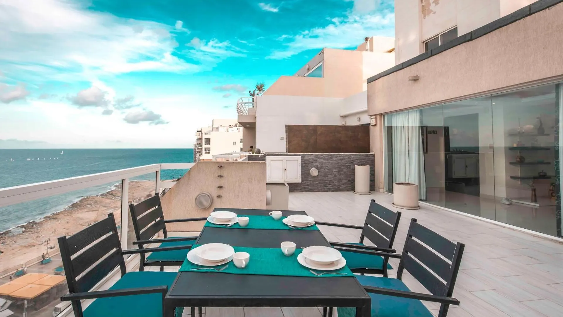 Oceanfront 3Br Penthouse Luxury & Views In Sliema Apartment