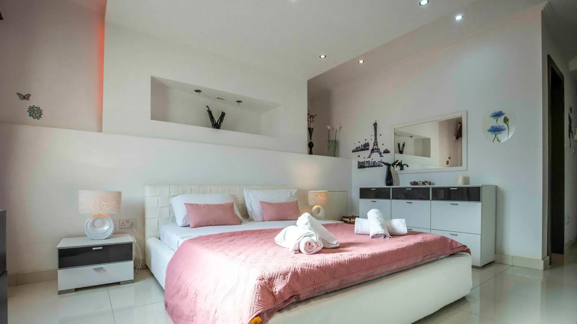 Oceanfront 3Br Penthouse Luxury & Views In Sliema Apartment