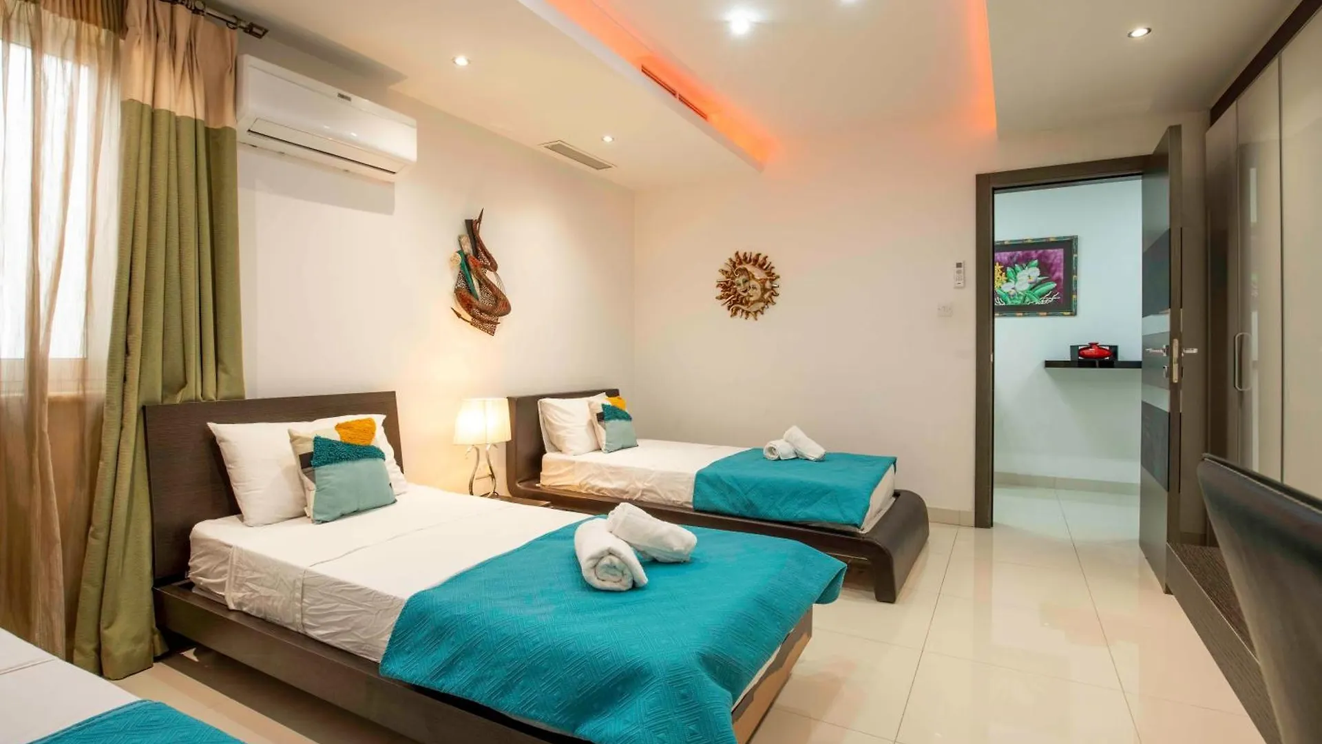 Oceanfront 3Br Penthouse Luxury & Views In Sliema Apartment