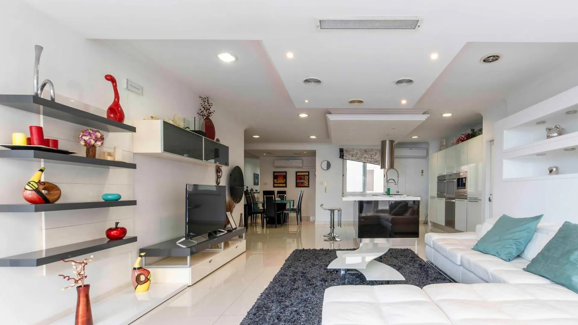 Oceanfront 3Br Penthouse Luxury & Views In Sliema Apartment