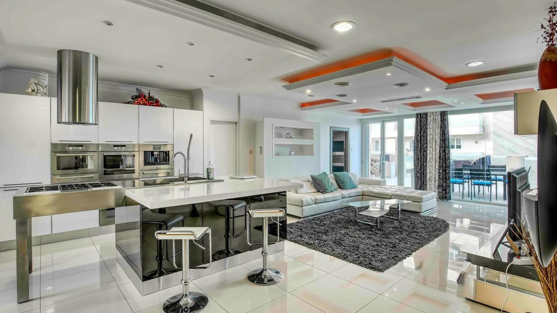 Oceanfront 3Br Penthouse Luxury & Views In Sliema Apartment