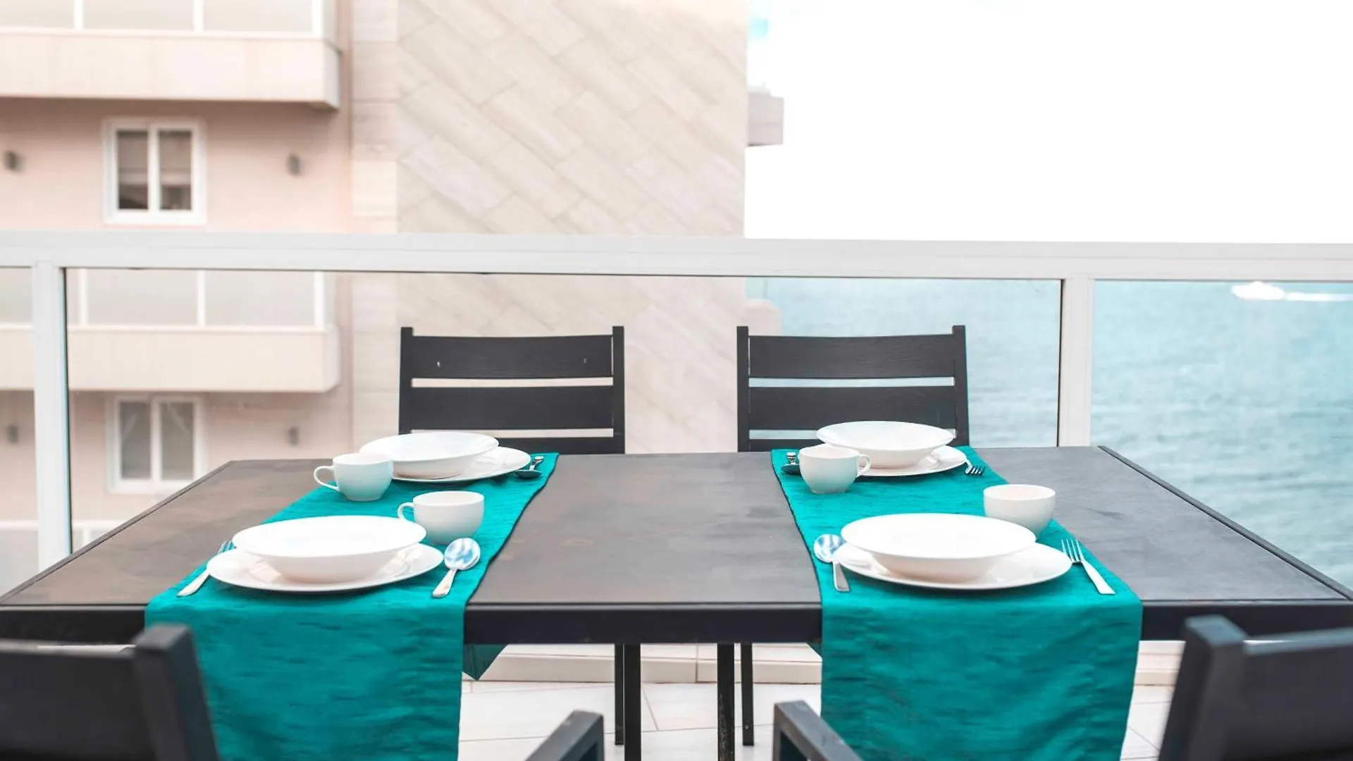 Oceanfront 3Br Penthouse Luxury & Views In Sliema Apartment