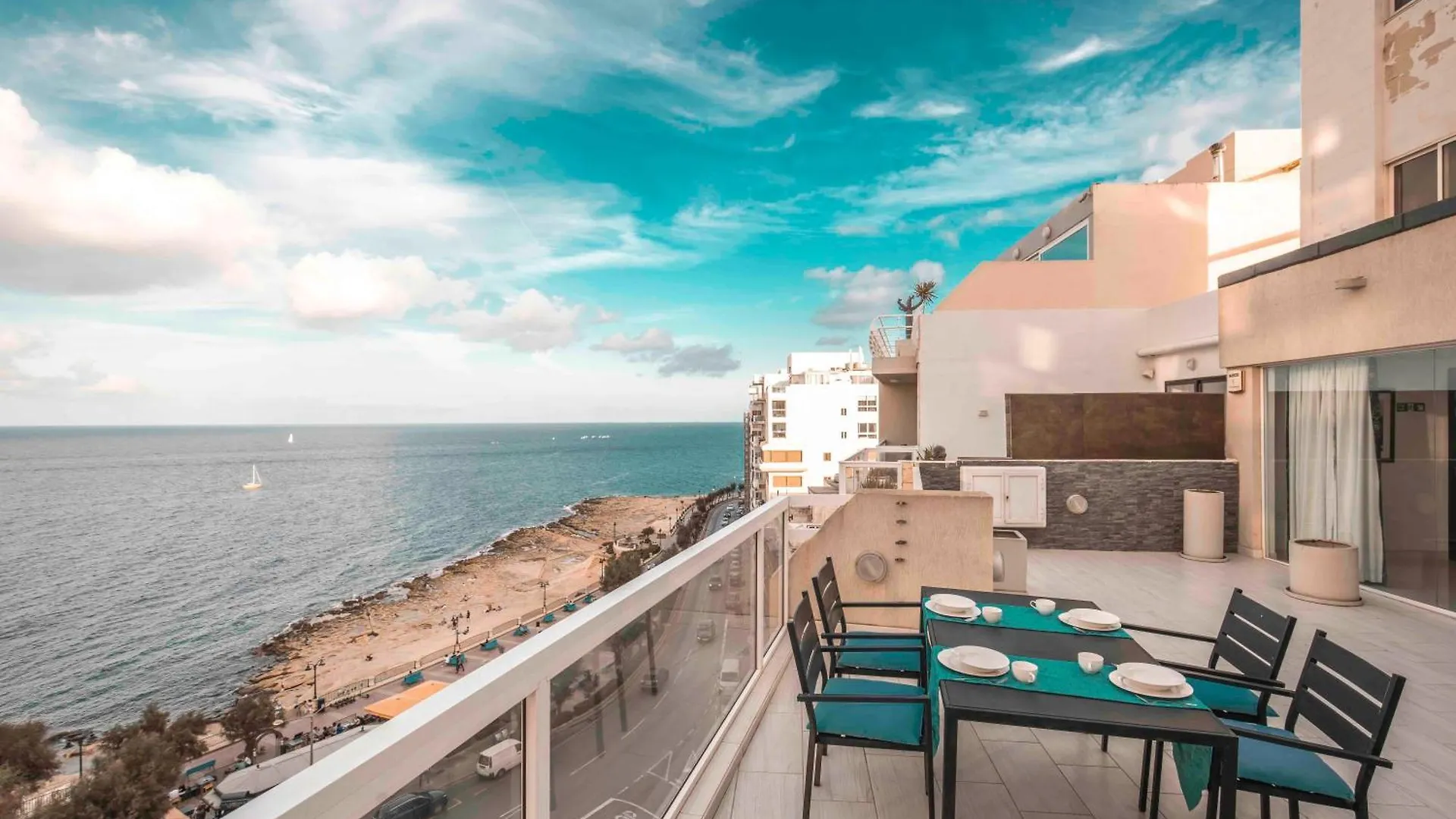 Oceanfront 3Br Penthouse Luxury & Views In Sliema Apartment Malta